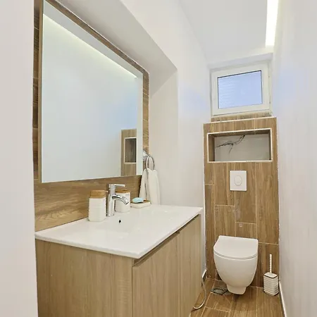 Mato Luxury 3 아파트 Sarandë