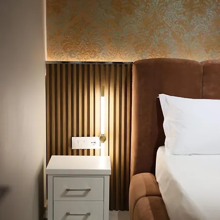 Mato Luxury 3 Apartament *